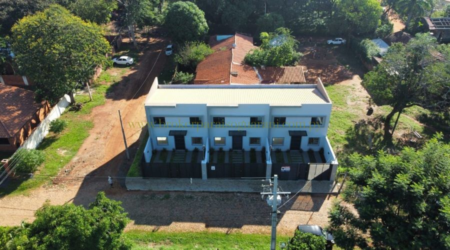 foto_DUPLEX estilo vanguardista de 3 dormitorios y 2 cocheras en Laurelty - Luque